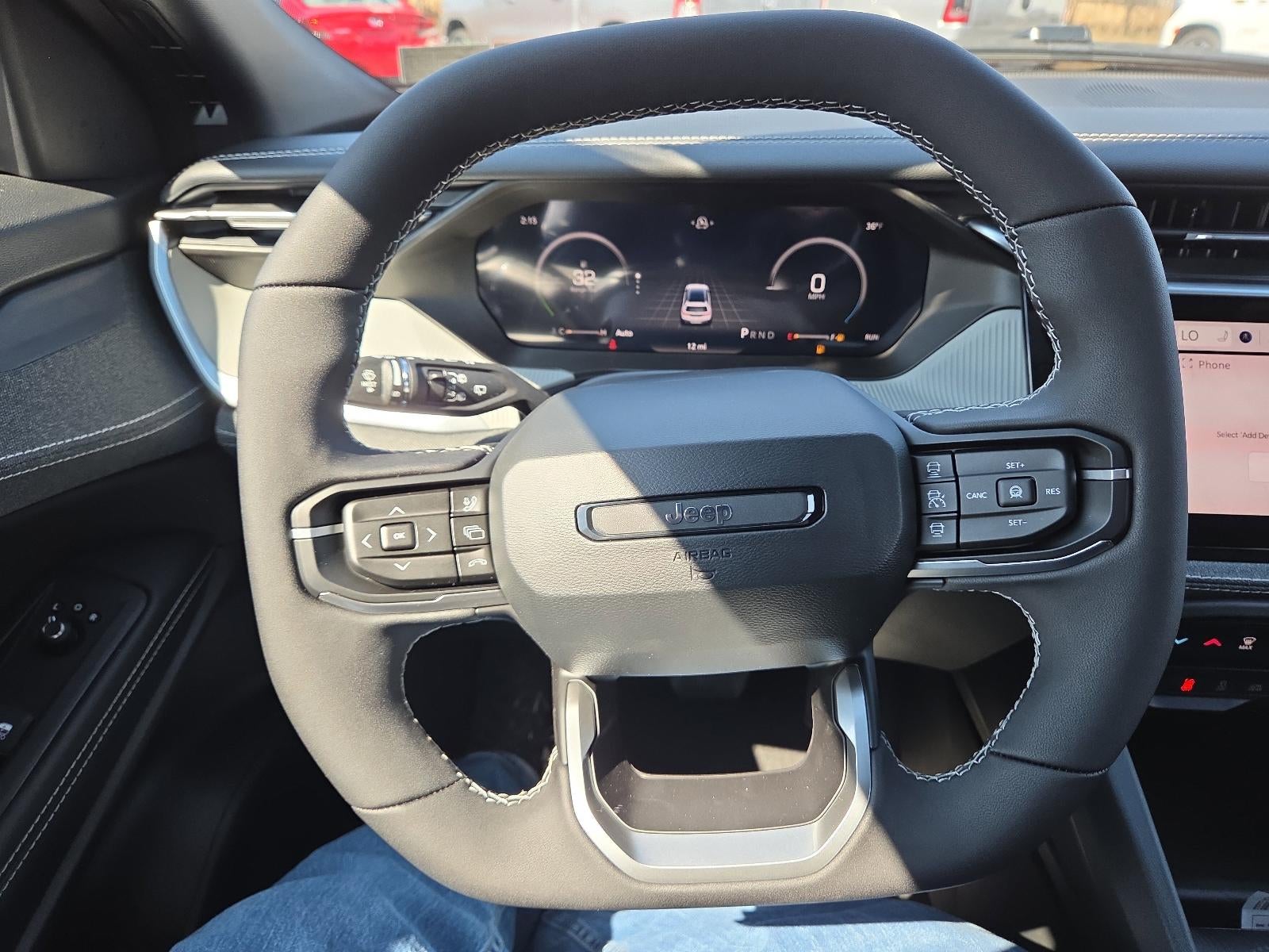 2026 Jeep Cherokee Laredo 4x4