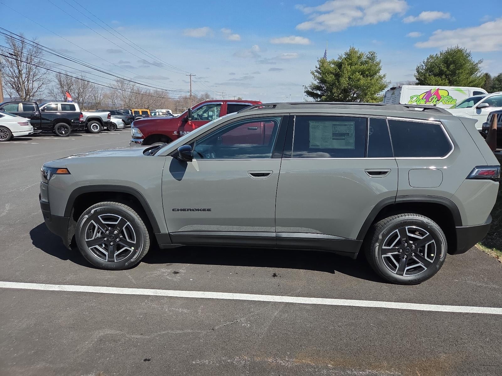 2026 Jeep Cherokee Laredo 4x4