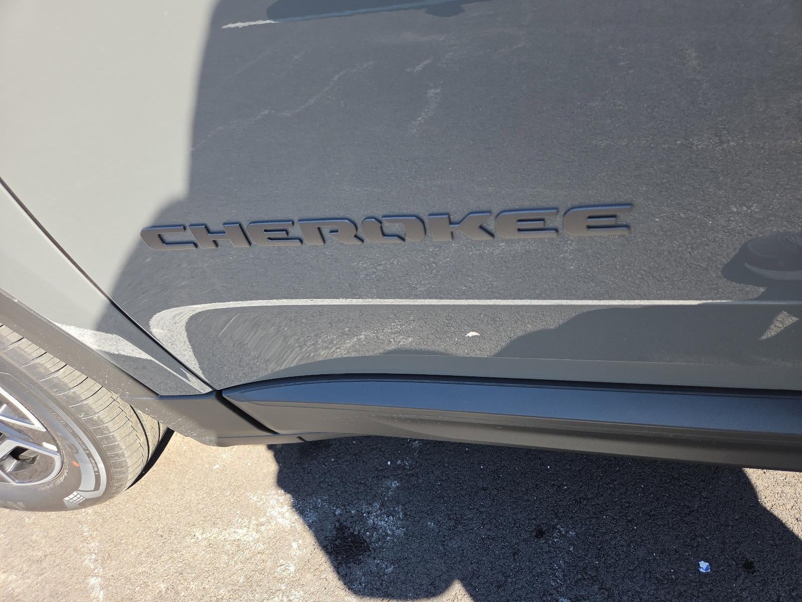 2026 Jeep Cherokee Laredo 4x4