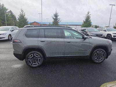 2026 Jeep Cherokee Laredo 4x4