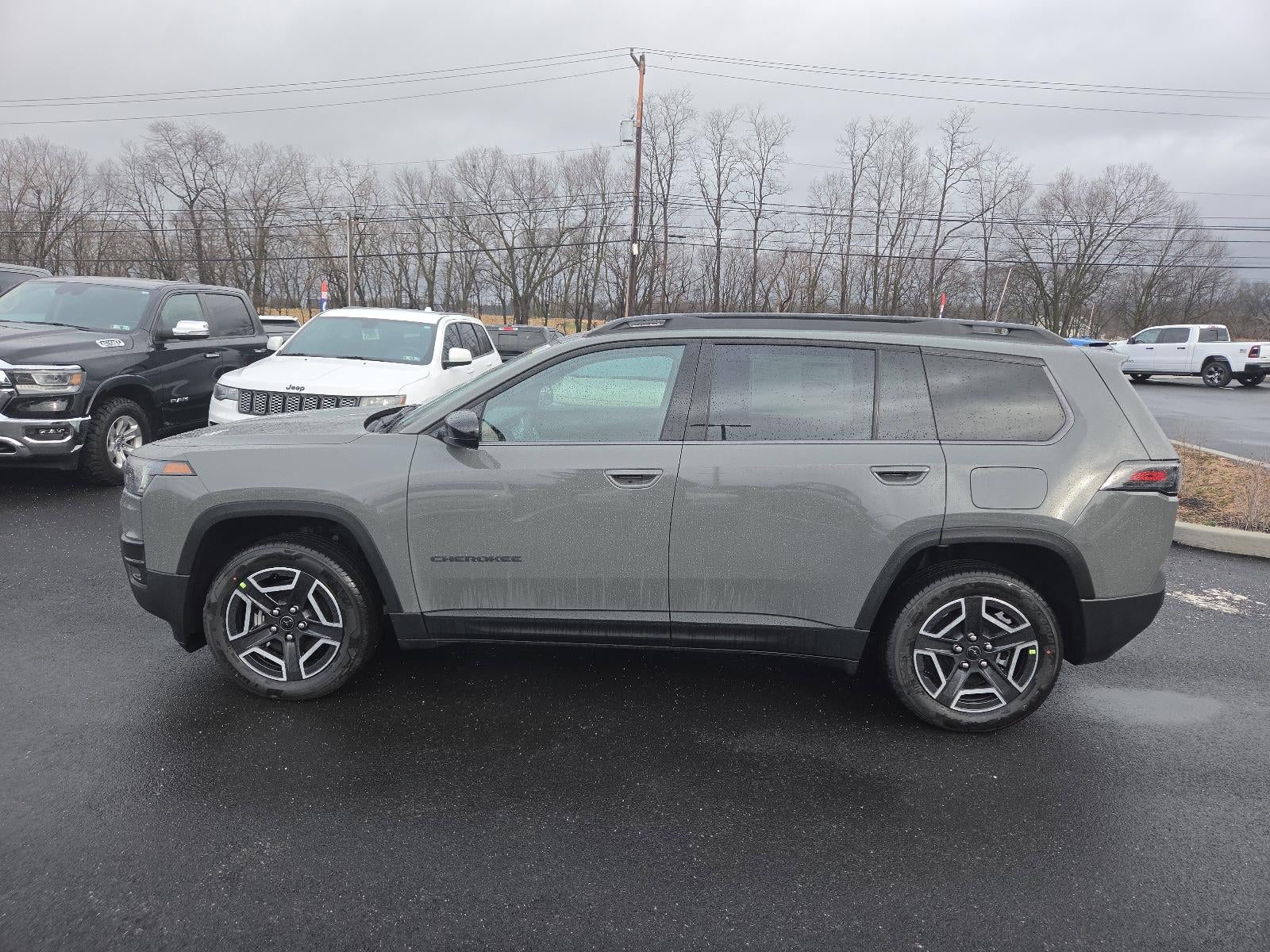 2026 Jeep Cherokee Laredo 4x4