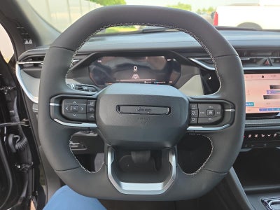 2026 Jeep Cherokee Laredo 4x4