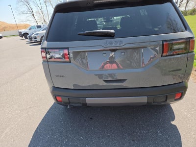 2026 Jeep Cherokee Laredo 4x4