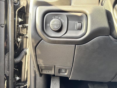 2025 RAM 2500 Tradesman 4x4 Crew Cab 6'4" Box