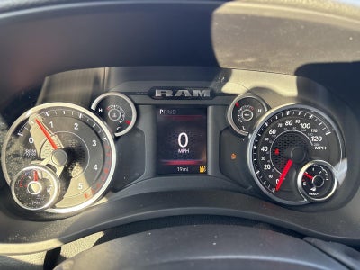 2025 RAM 2500 Tradesman 4x4 Crew Cab 6'4" Box