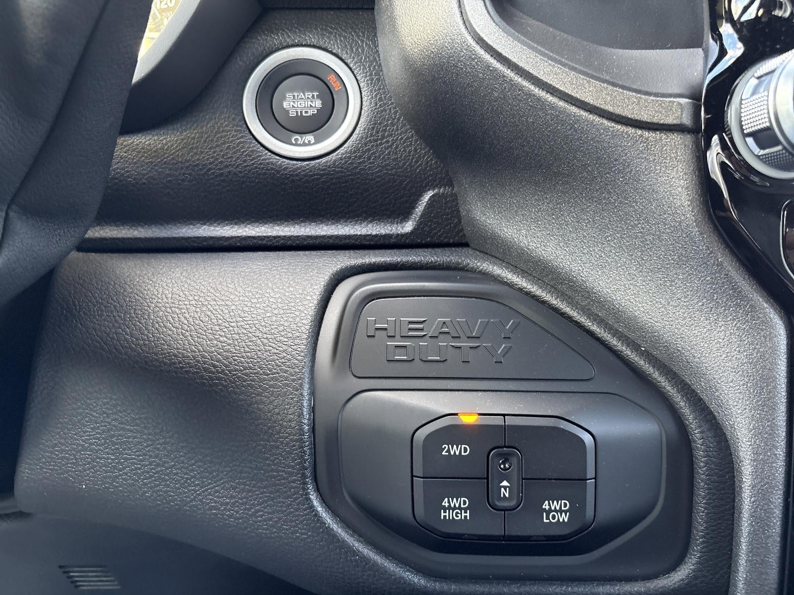 2025 RAM 2500 Tradesman 4x4 Crew Cab 6'4" Box