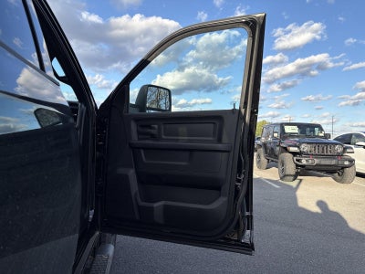 2025 RAM 2500 Tradesman 4x4 Crew Cab 6'4" Box