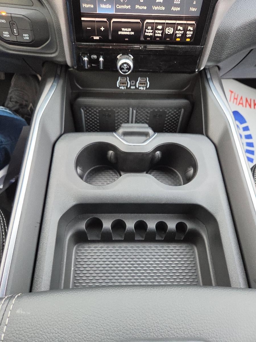 2026 RAM 2500 Laramie 4x4 Crew Cab 6'4" Box