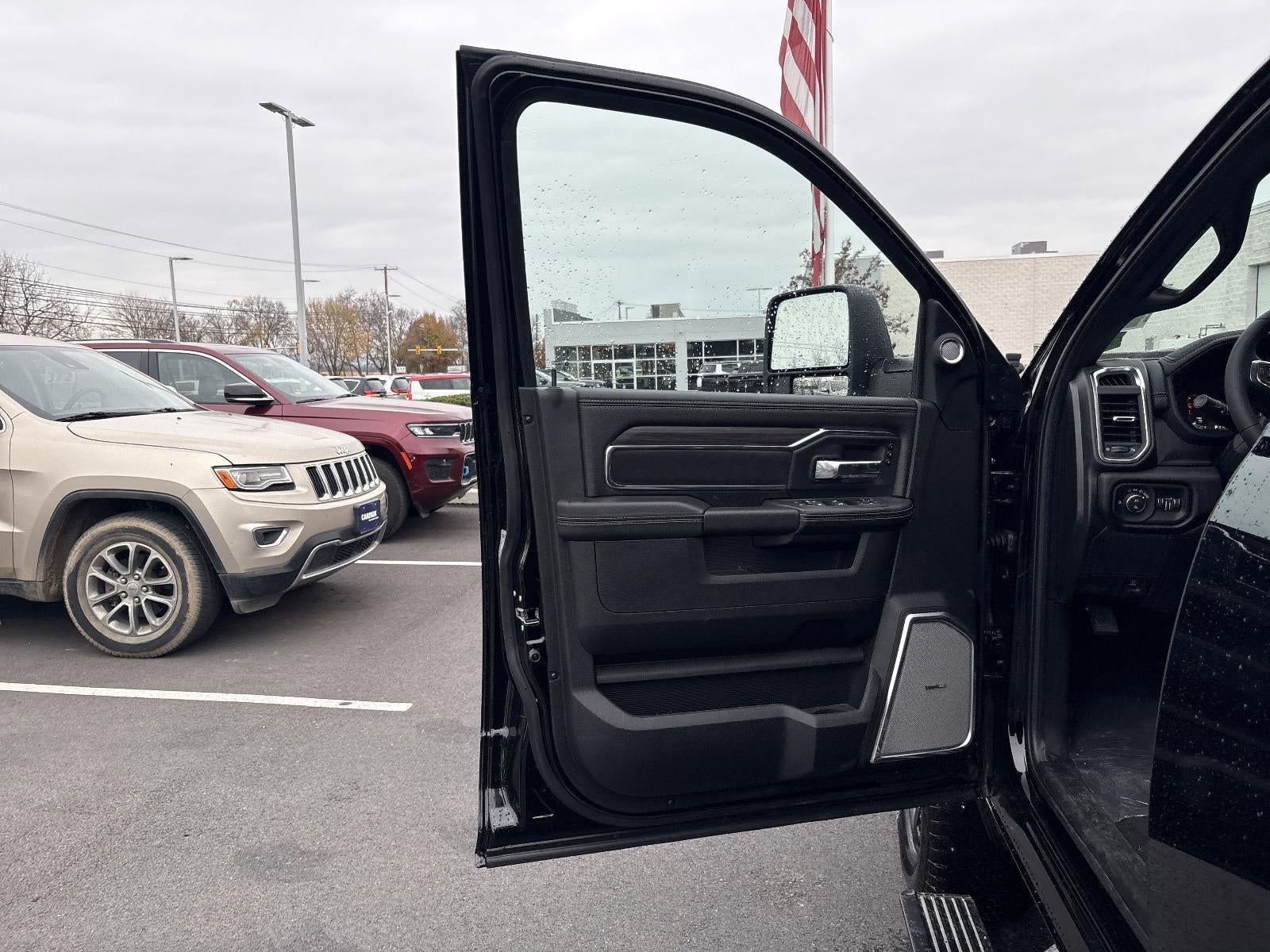 2026 RAM 2500 Laramie 4x4 Crew Cab 6'4" Box