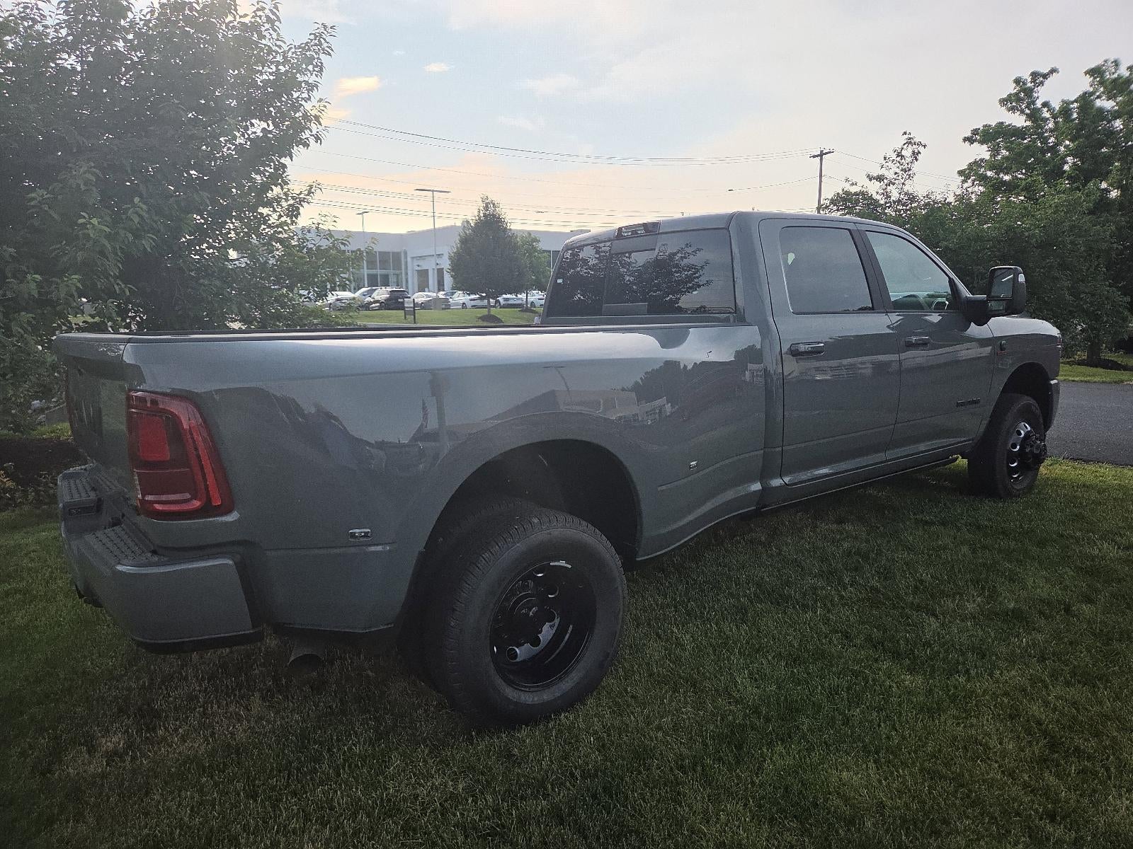 2026 RAM 3500 Laramie 4x4 Crew Cab 8' Box