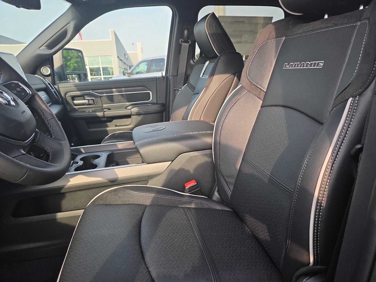 2026 RAM 3500 Laramie 4x4 Crew Cab 8' Box
