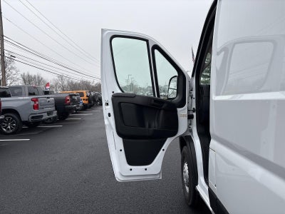 2026 RAM ProMaster Cargo Van Tradesman 1500 Low Roof 136" WB w/Pass Seat