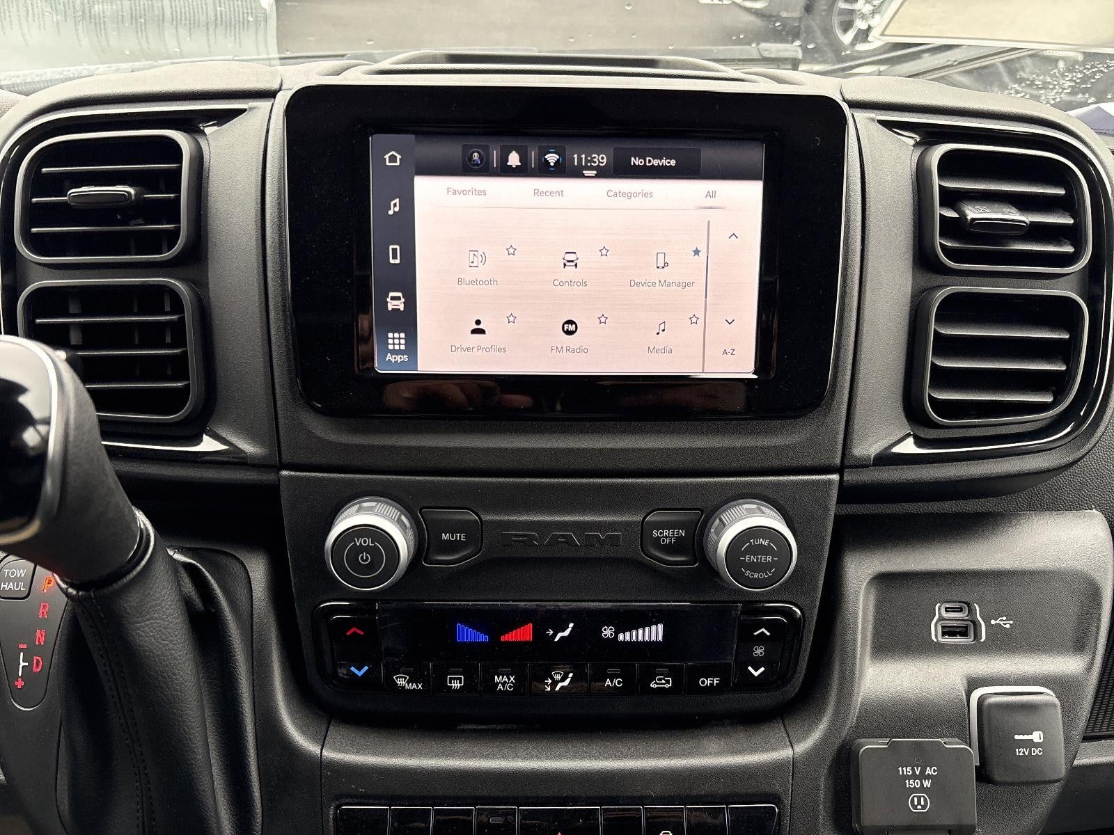 2026 RAM ProMaster Cargo Van Tradesman 1500 Low Roof 136" WB w/Pass Seat