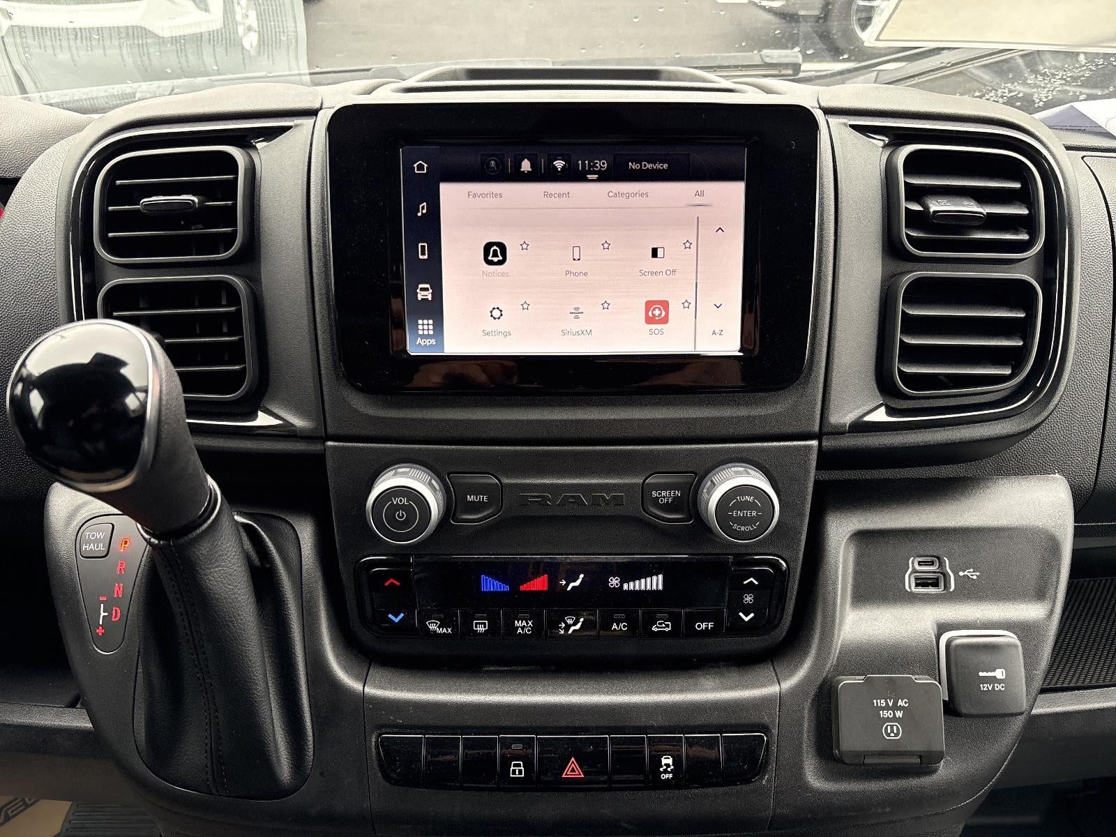 2026 RAM ProMaster Cargo Van Tradesman 1500 Low Roof 136" WB w/Pass Seat