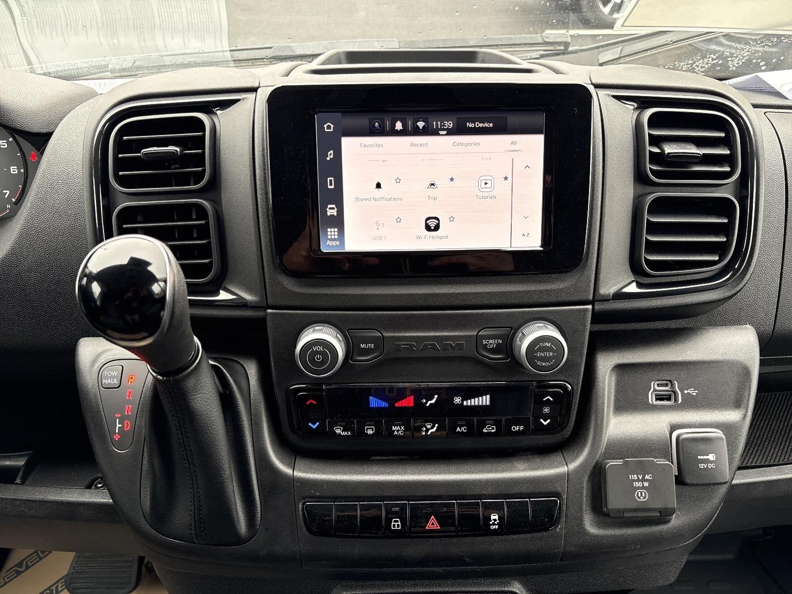 2026 RAM ProMaster Cargo Van Tradesman 1500 Low Roof 136" WB w/Pass Seat