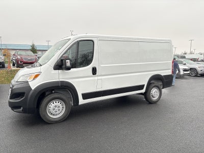 2026 RAM ProMaster Cargo Van Tradesman 1500 Low Roof 136" WB w/Pass Seat