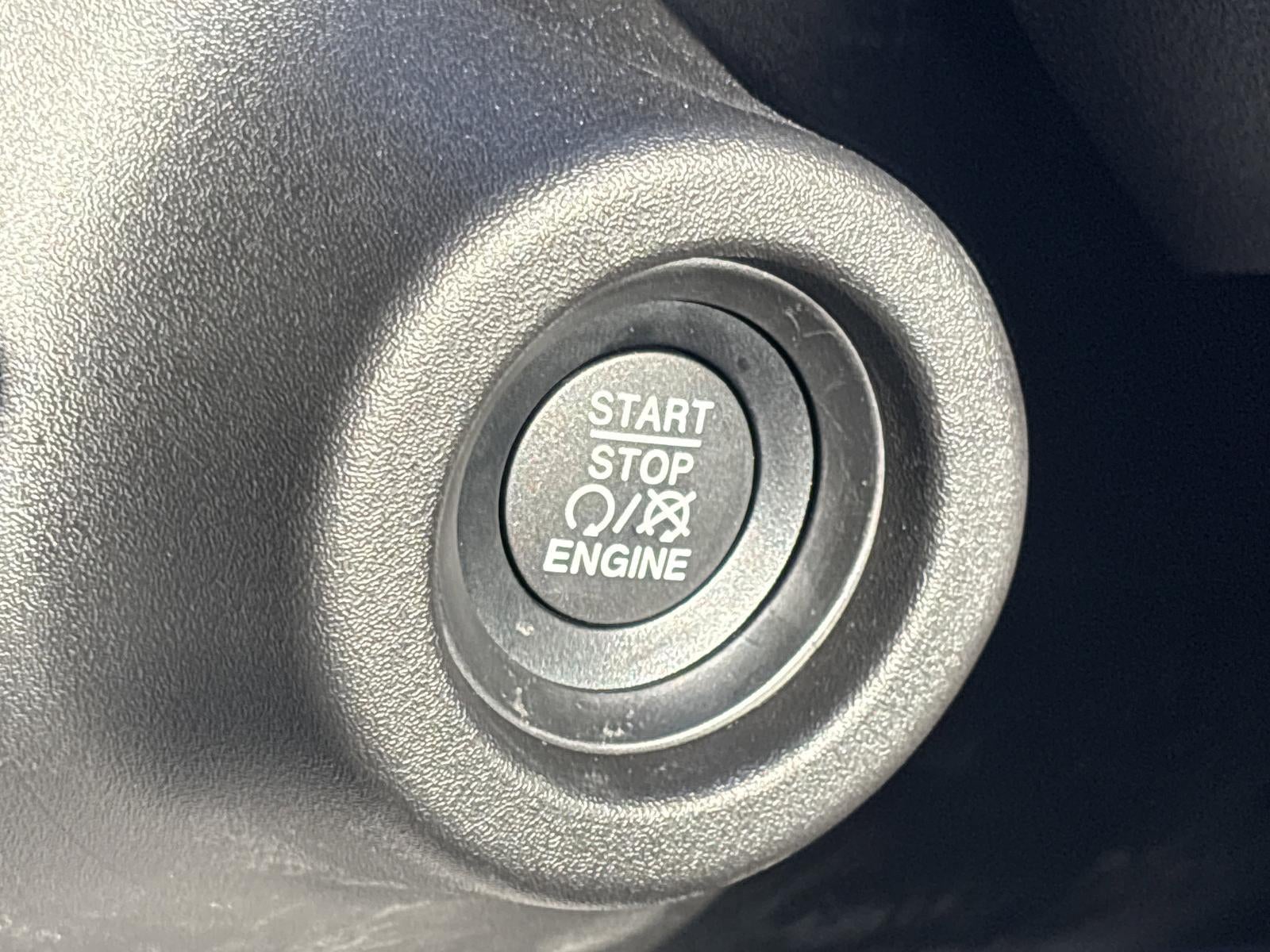 2026 RAM ProMaster Cargo Van Tradesman 1500 Low Roof 136" WB w/Pass Seat