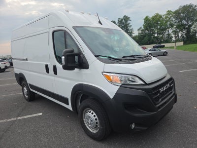 2026 RAM ProMaster Cargo Van Tradesman 1500 High Roof 136" WB w/Pass Seat