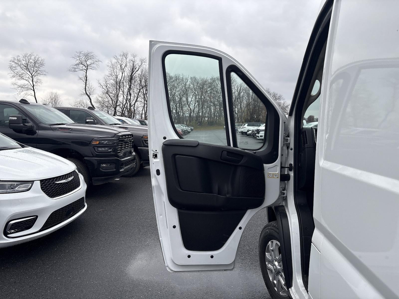 2025 RAM ProMaster Cargo Van SLT 2500 High Roof 159" WB