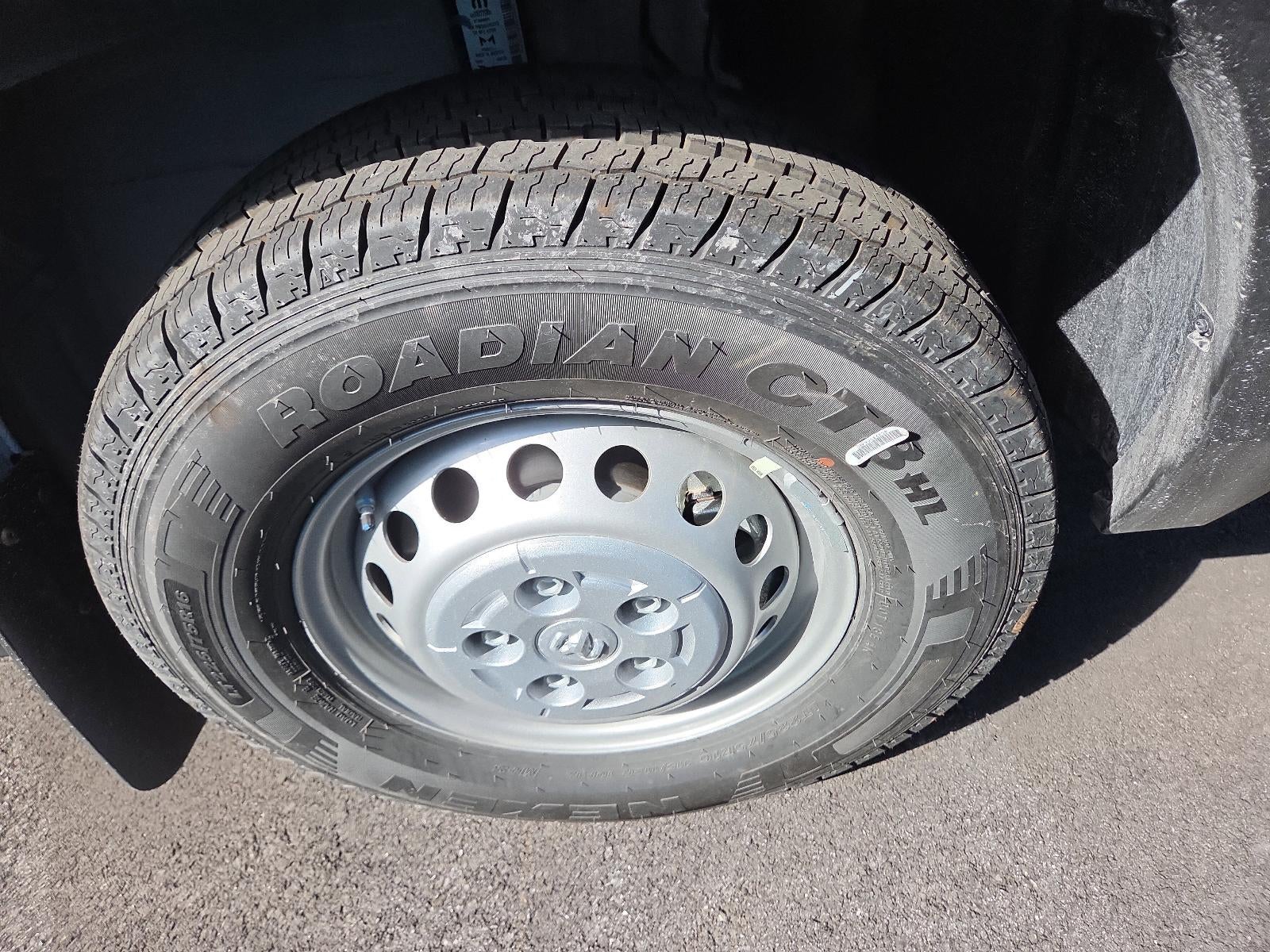 2026 RAM ProMaster Cargo Van Tradesman 1500 Low Roof 118" WB w/Pass Seat