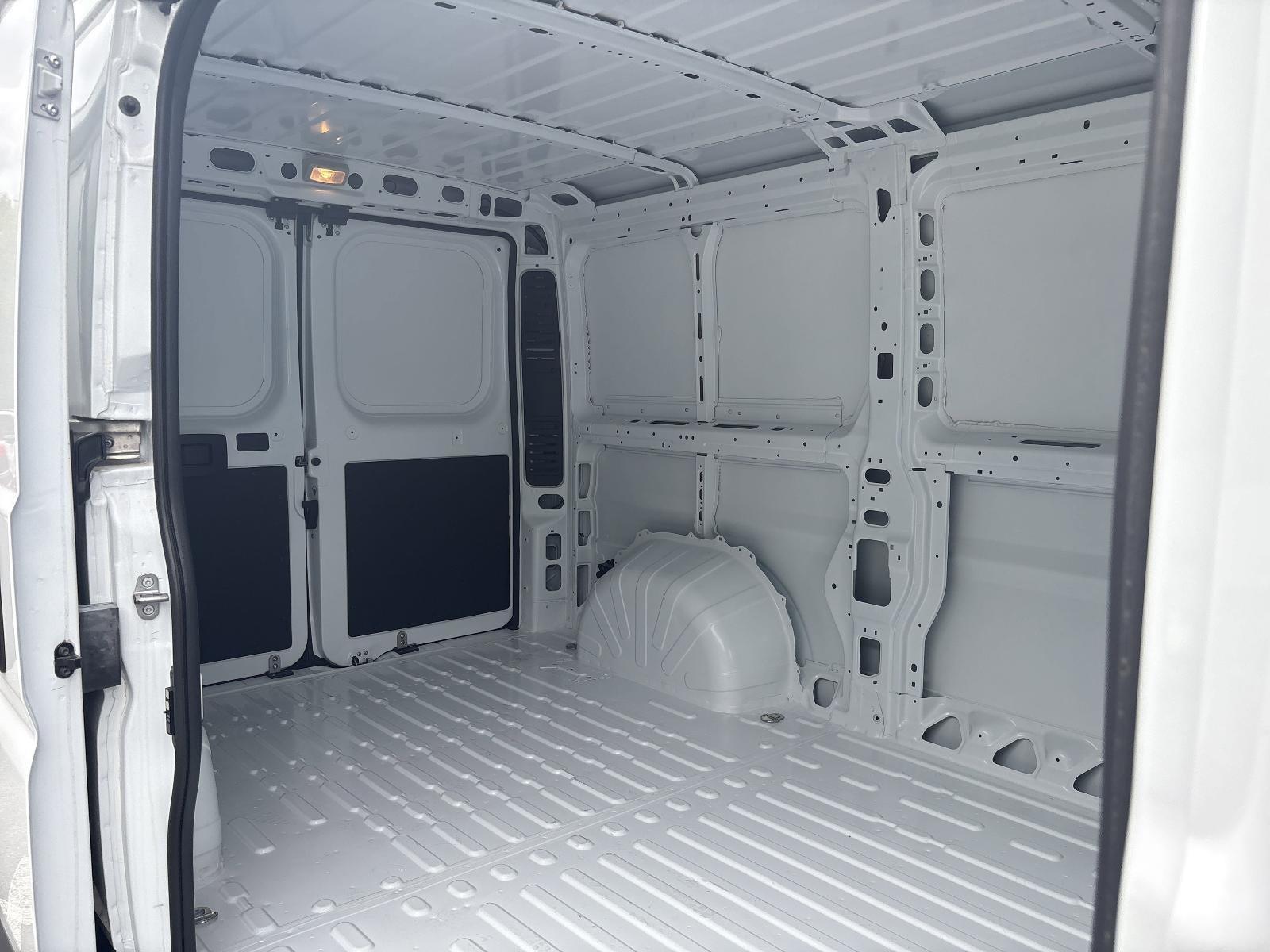 2025 RAM ProMaster Cargo Van Tradesman 2500 Low Roof 136" WB w/Pass Seat
