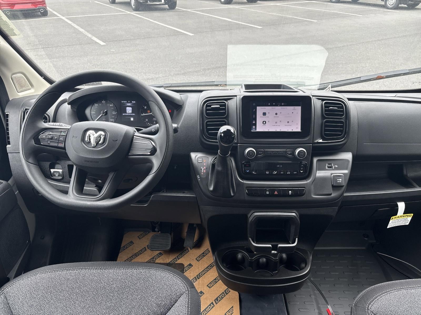 2025 RAM ProMaster Cargo Van Tradesman 2500 Low Roof 136" WB w/Pass Seat