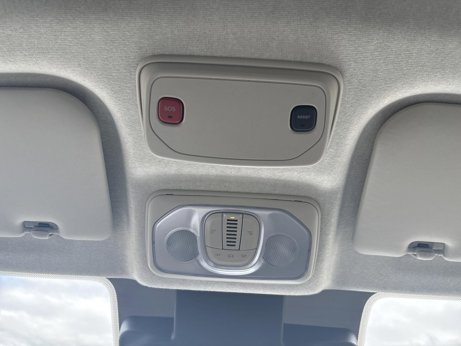 2025 RAM ProMaster Cargo Van Tradesman 2500 Low Roof 136" WB w/Pass Seat