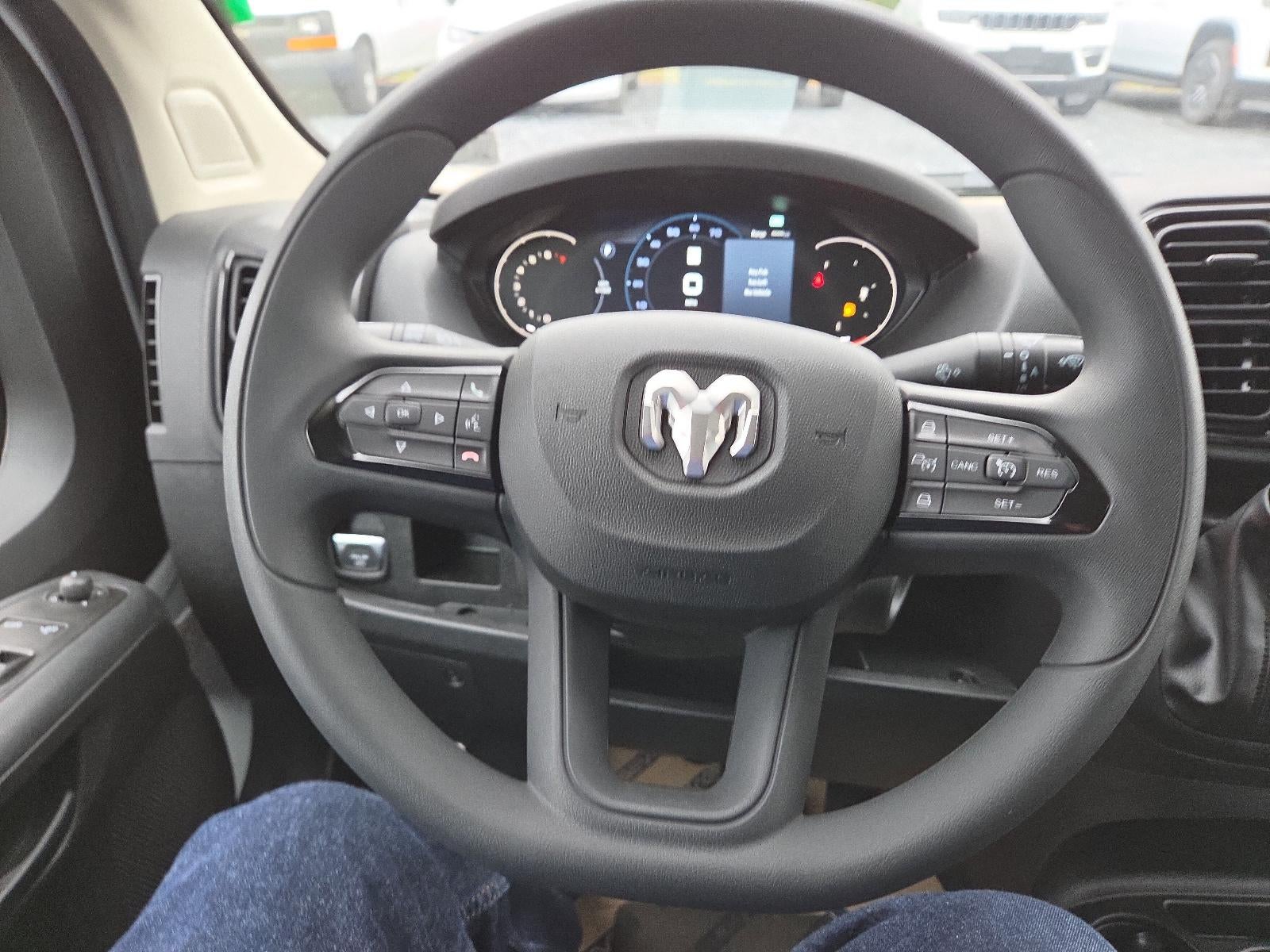 2026 RAM ProMaster Cargo Van Tradesman 2500 Low Roof 136" WB w/Pass Seat