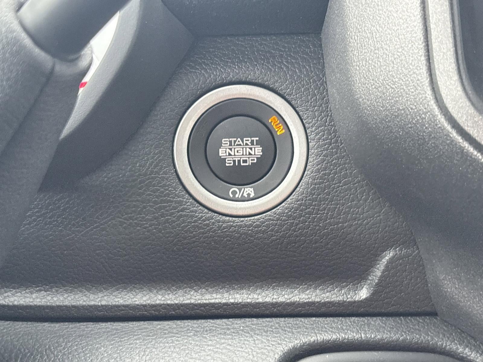 2025 RAM 2500 Tradesman 4x4 Reg Cab 8' Box