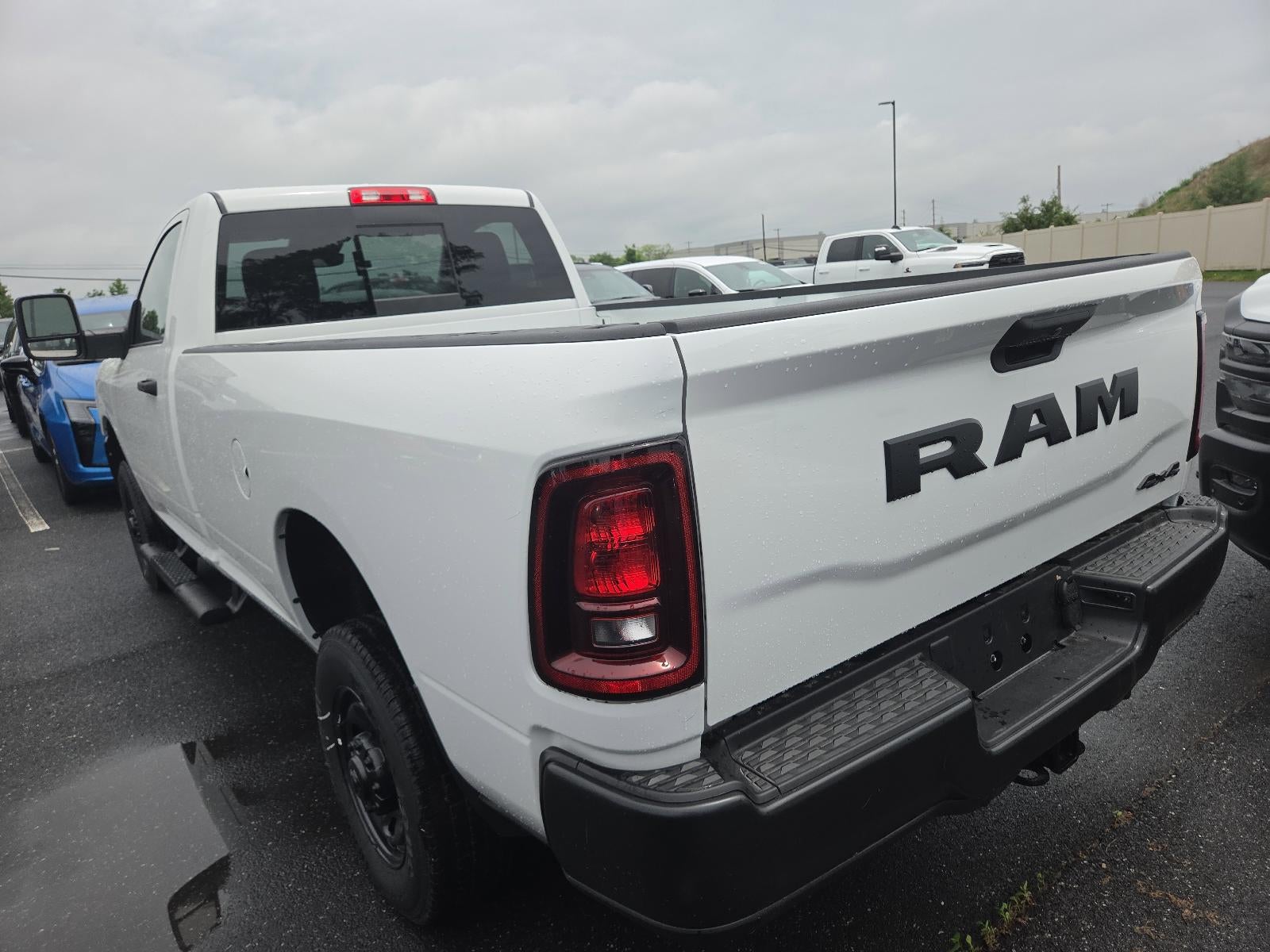 2026 RAM 2500 Tradesman 4x4 Reg Cab 8' Box