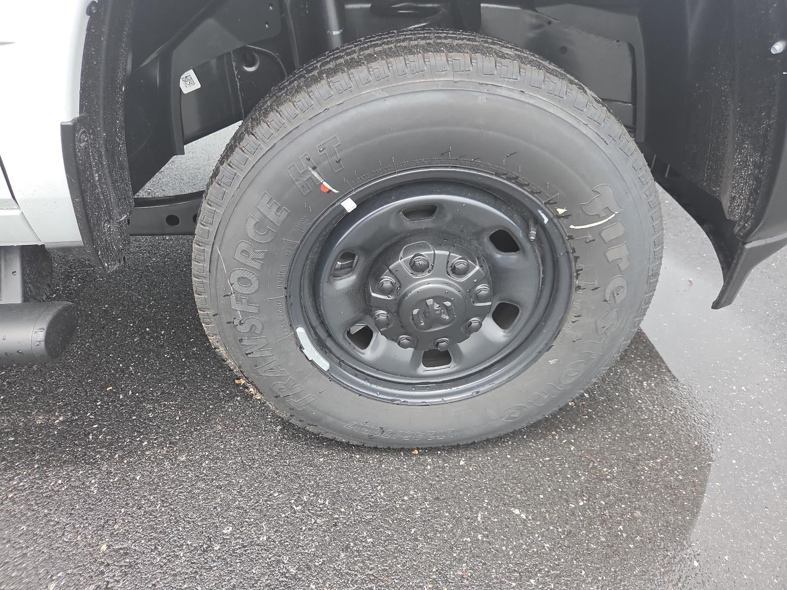 2026 RAM 2500 Tradesman 4x4 Reg Cab 8' Box