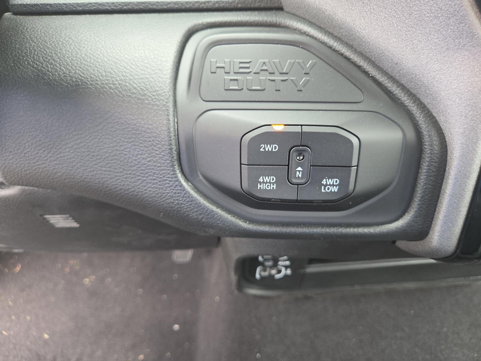 2026 RAM 2500 Tradesman 4x4 Reg Cab 8' Box