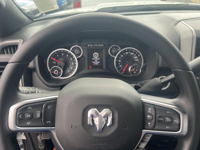 2026 RAM 2500 Tradesman 4x4 Reg Cab 8' Box
