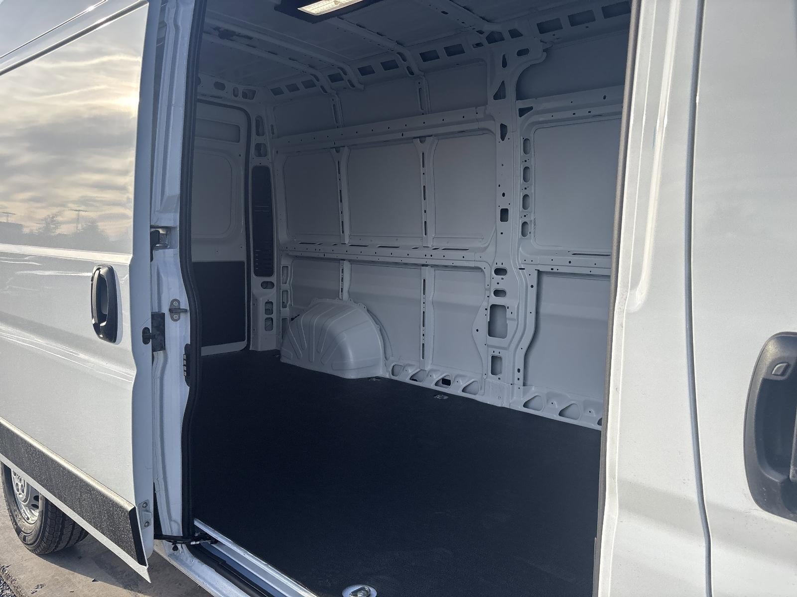 2026 RAM ProMaster Cargo Van Tradesman 3500 High Roof 159" WB w/Pass Seat