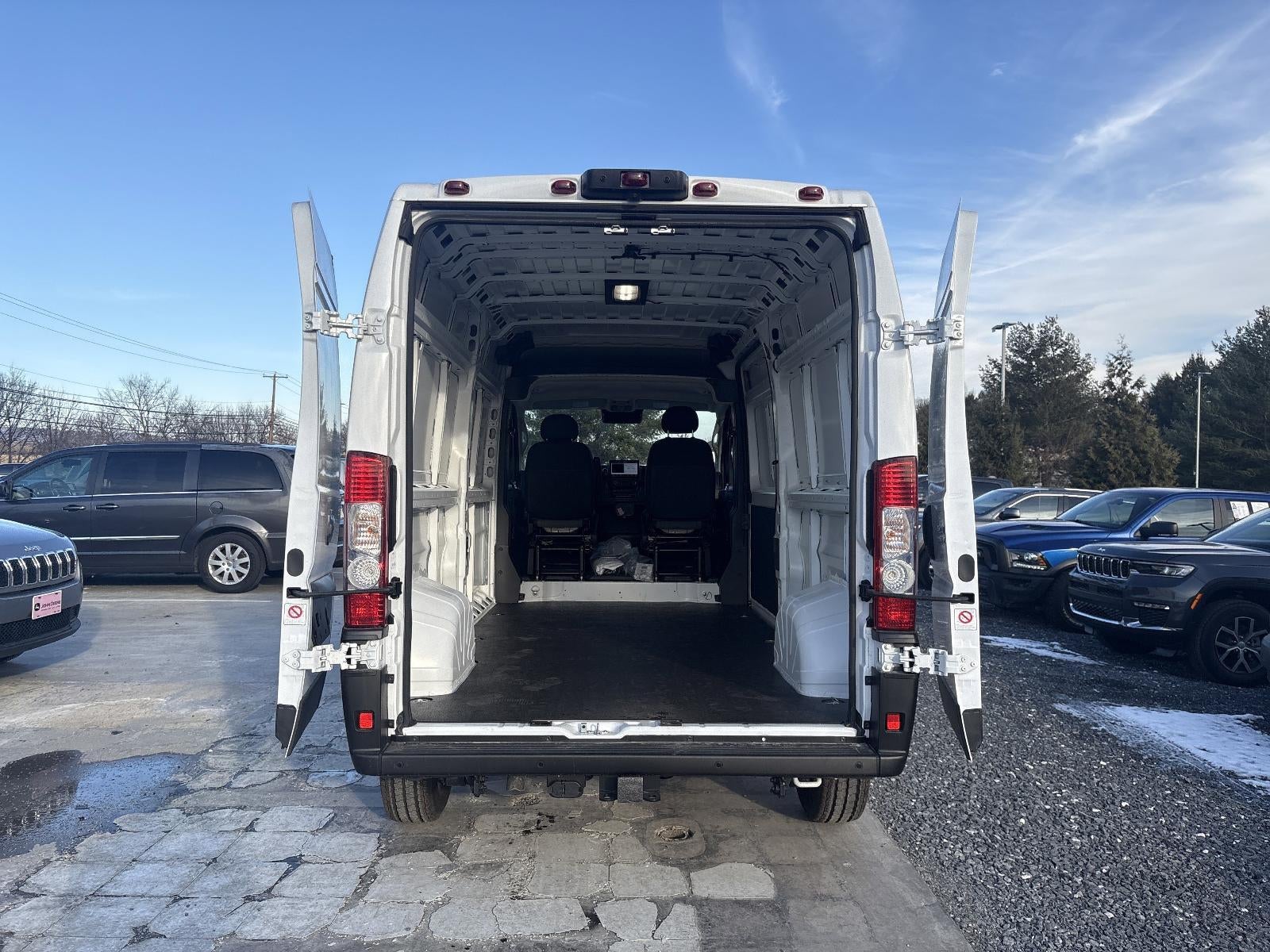 2026 RAM ProMaster Cargo Van Tradesman 3500 High Roof 159" WB w/Pass Seat