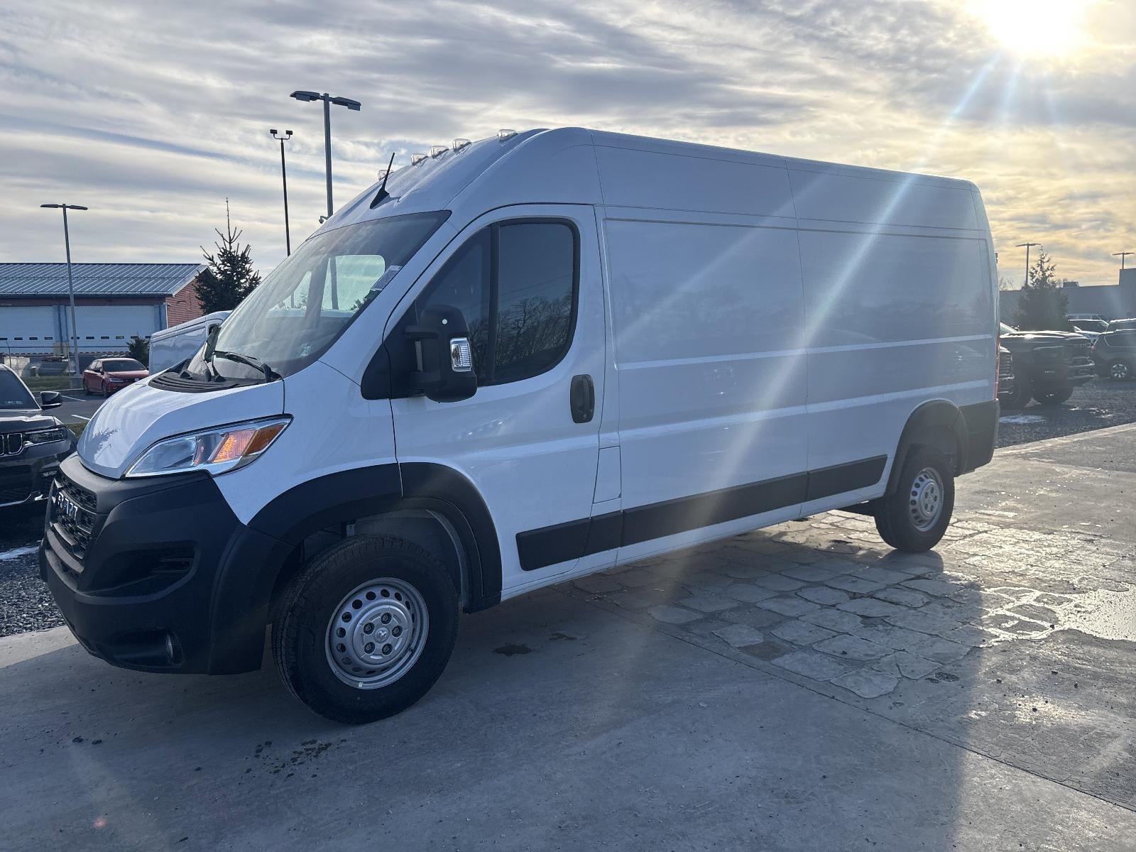 2026 RAM ProMaster Cargo Van Tradesman 3500 High Roof 159" WB w/Pass Seat