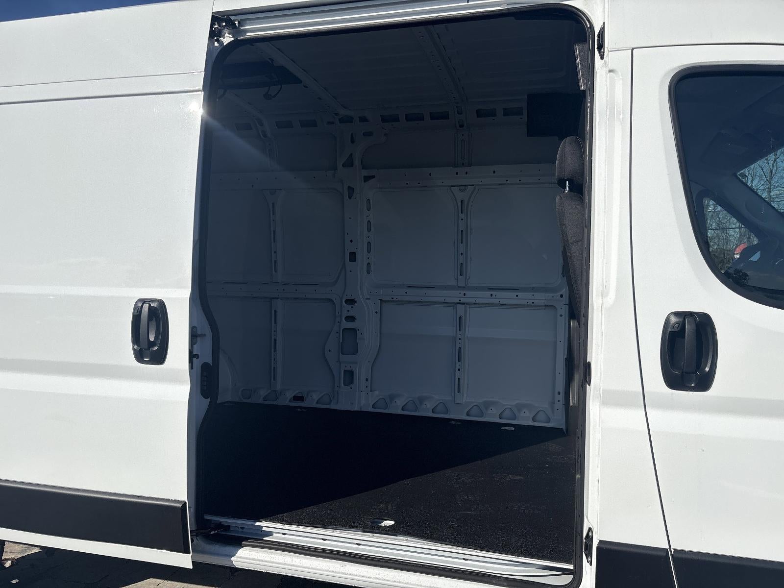 2026 RAM ProMaster Cargo Van Tradesman 3500 High Roof 159" WB w/Pass Seat