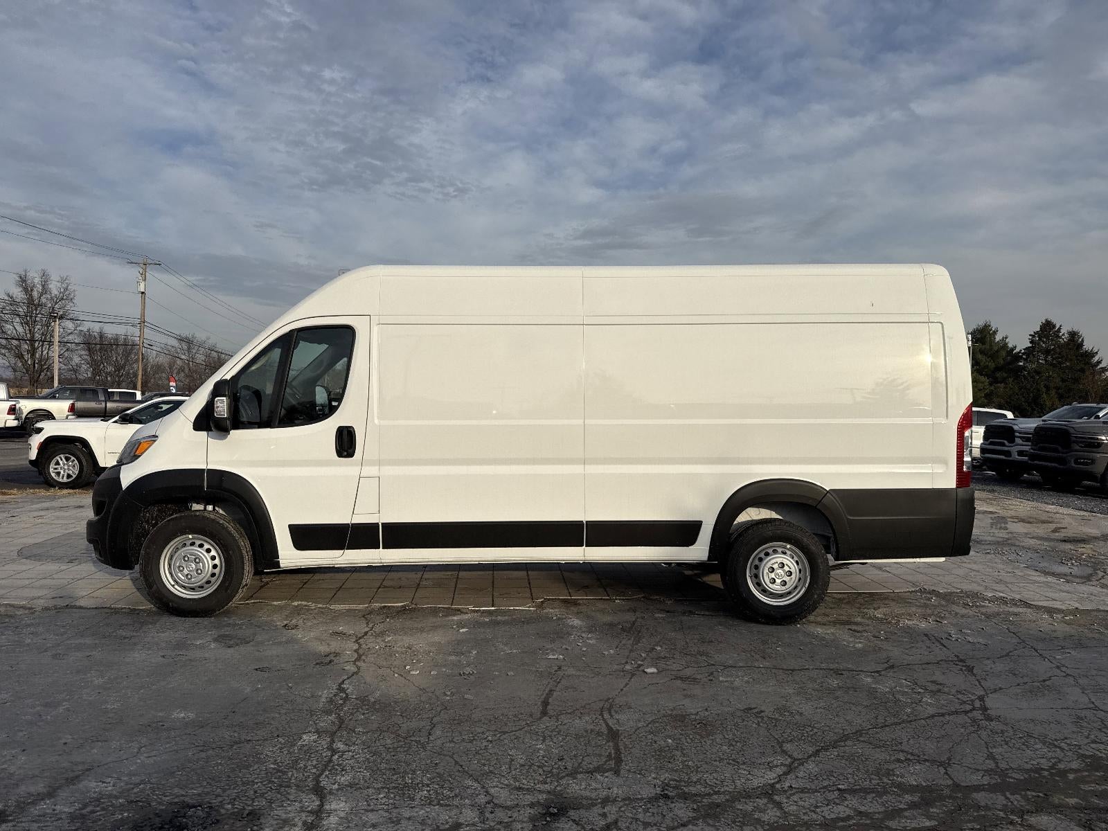 2026 RAM ProMaster Cargo Van Tradesman 3500 High Roof Ext 159" WB w/Pass Seat