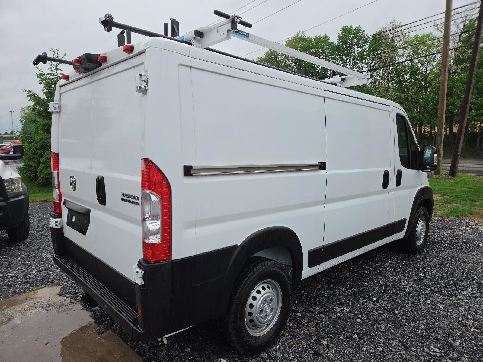 2025 RAM ProMaster Cargo Van Tradesman 3500 Low Roof 136" WB w/Pass Seat