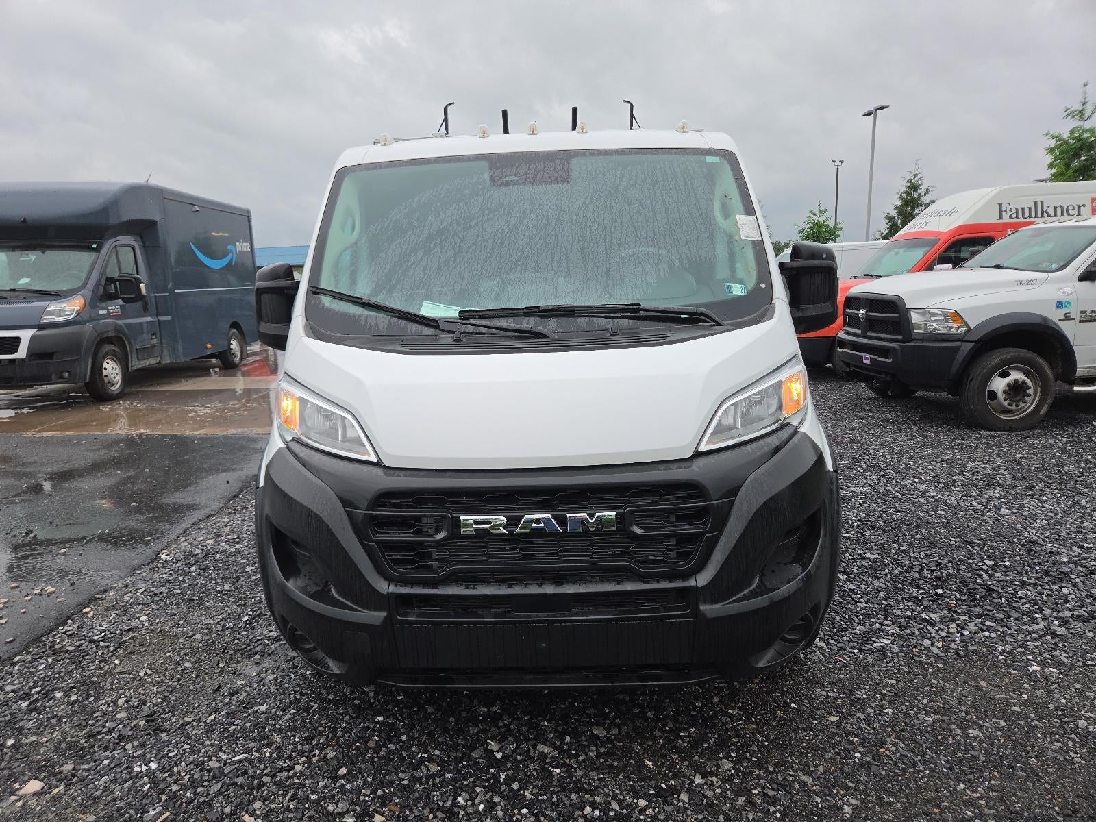 2025 RAM ProMaster Cargo Van Tradesman 3500 Low Roof 136" WB w/Pass Seat