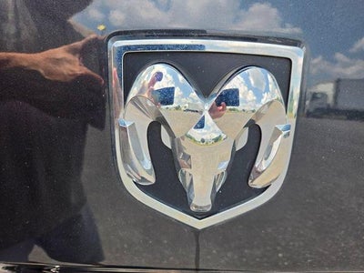 2017 RAM 1500 Big Horn 4x4 Crew Cab 5'7" Box