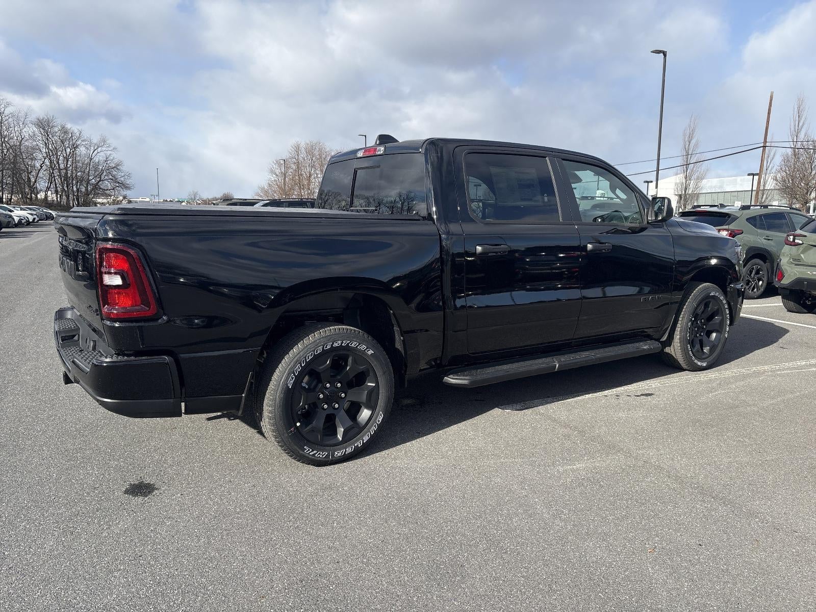 2025 RAM 1500 Tradesman 4x4 Crew Cab 5'7" Box