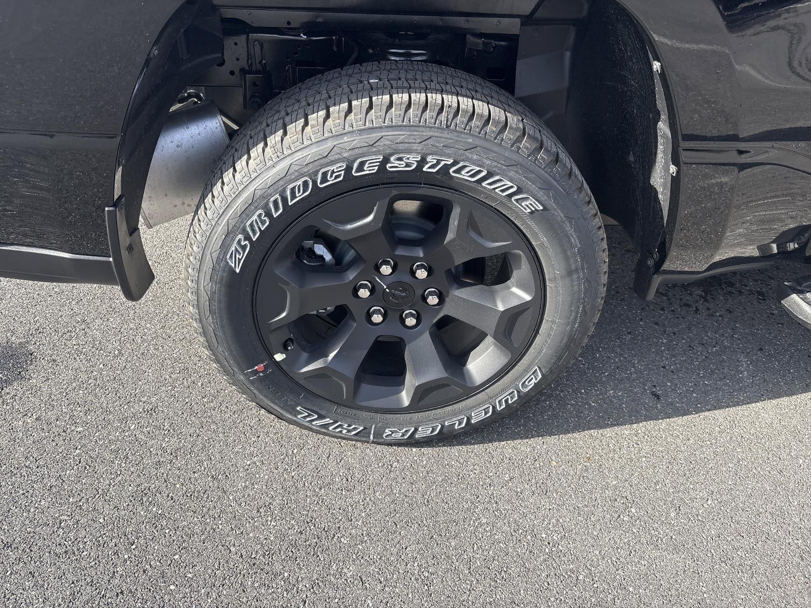 2025 RAM 1500 Tradesman 4x4 Crew Cab 5'7" Box