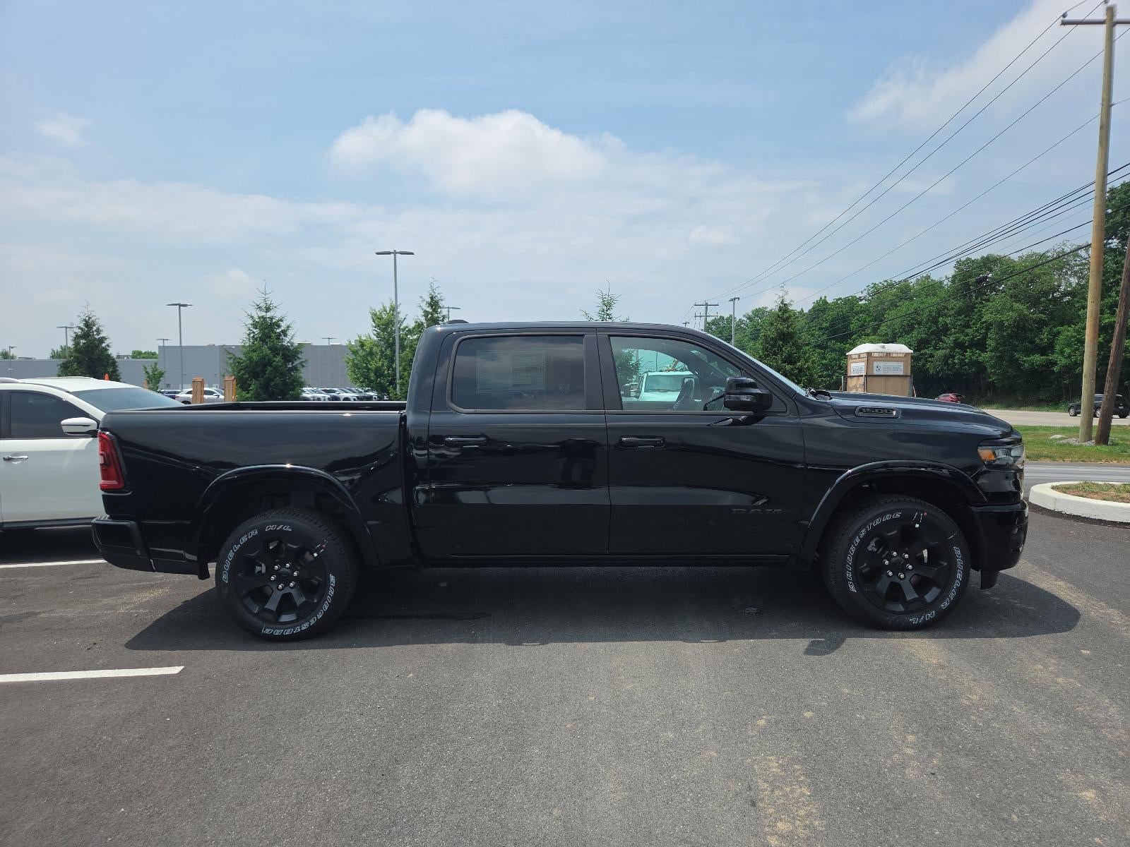 2026 RAM 1500 Big Horn 4x4 Crew Cab 5'7" Box