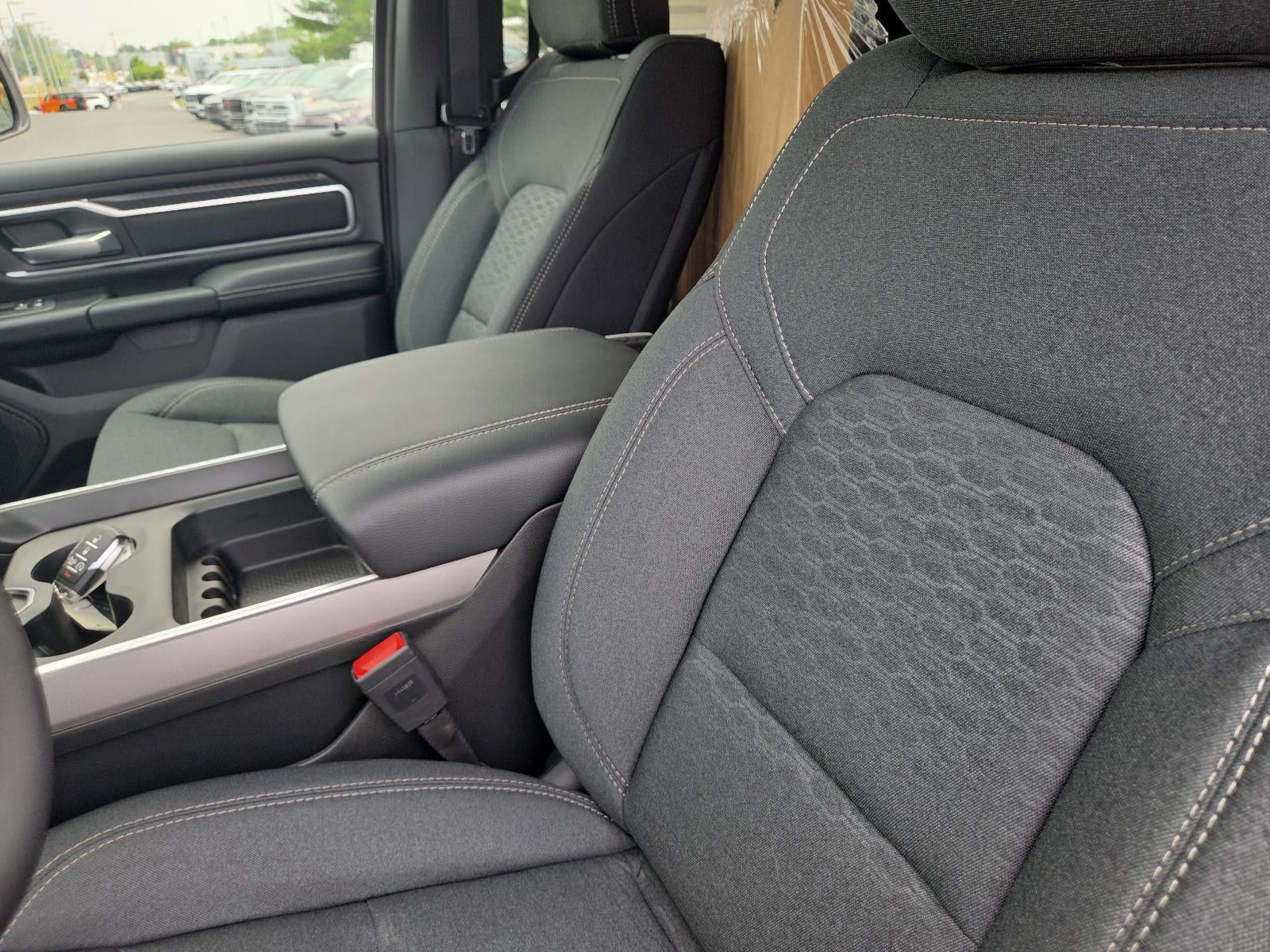 2026 RAM 1500 Big Horn 4x4 Crew Cab 5'7" Box