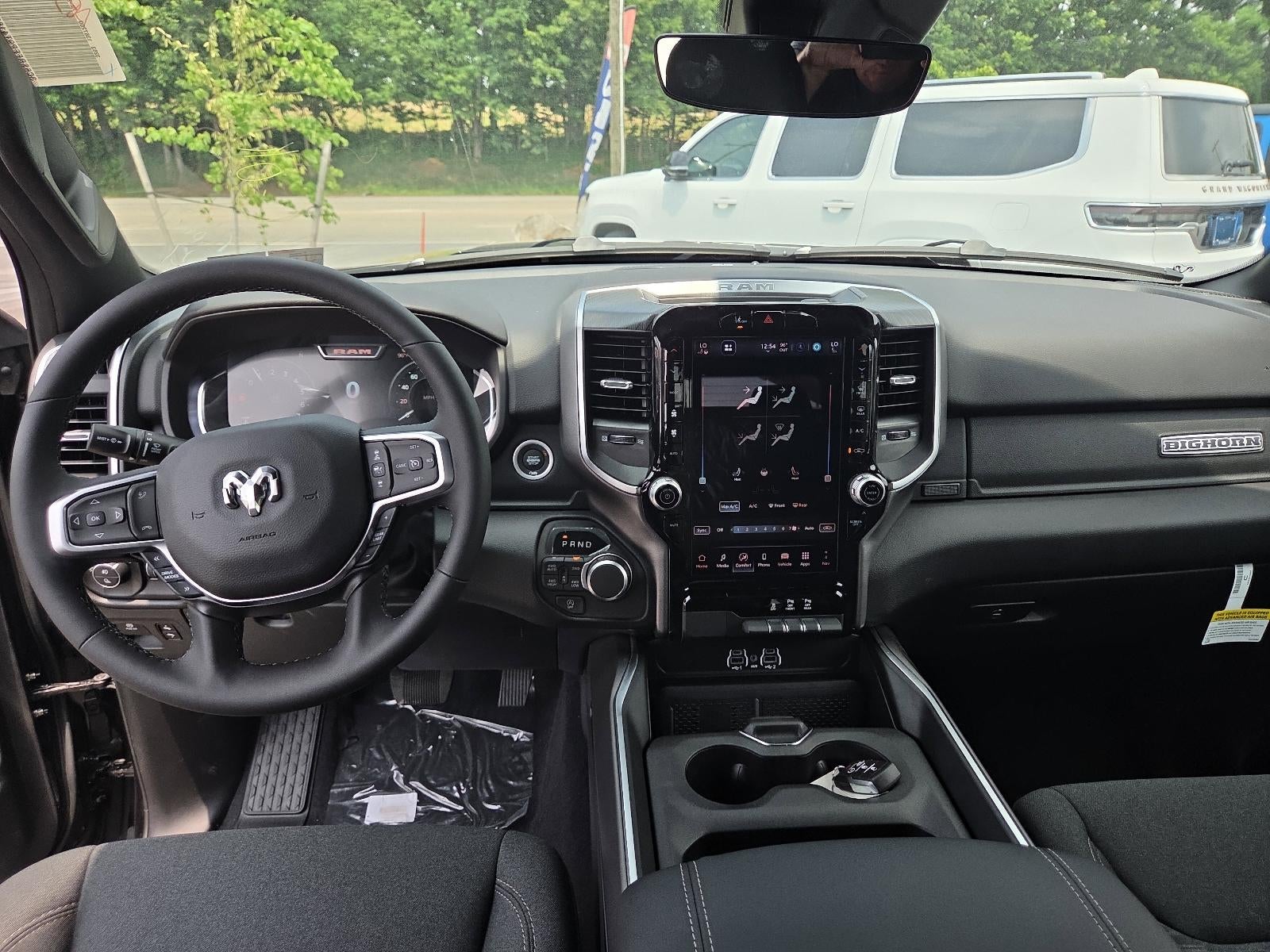 2026 RAM 1500 Big Horn 4x4 Crew Cab 5'7" Box