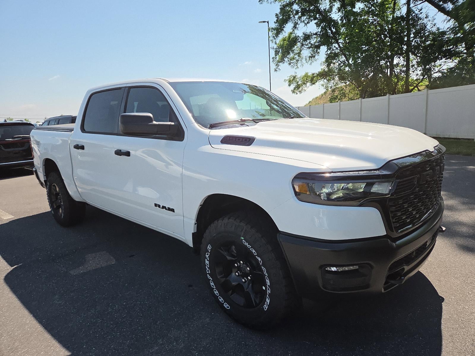2026 RAM 1500 Warlock 4x4 Crew Cab 5'7" Box