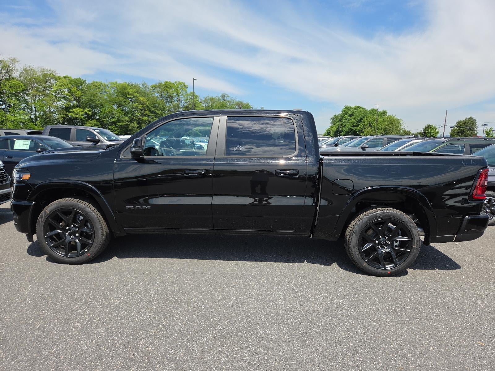 2026 RAM 1500 Laramie 4x4 Crew Cab 5'7" Box