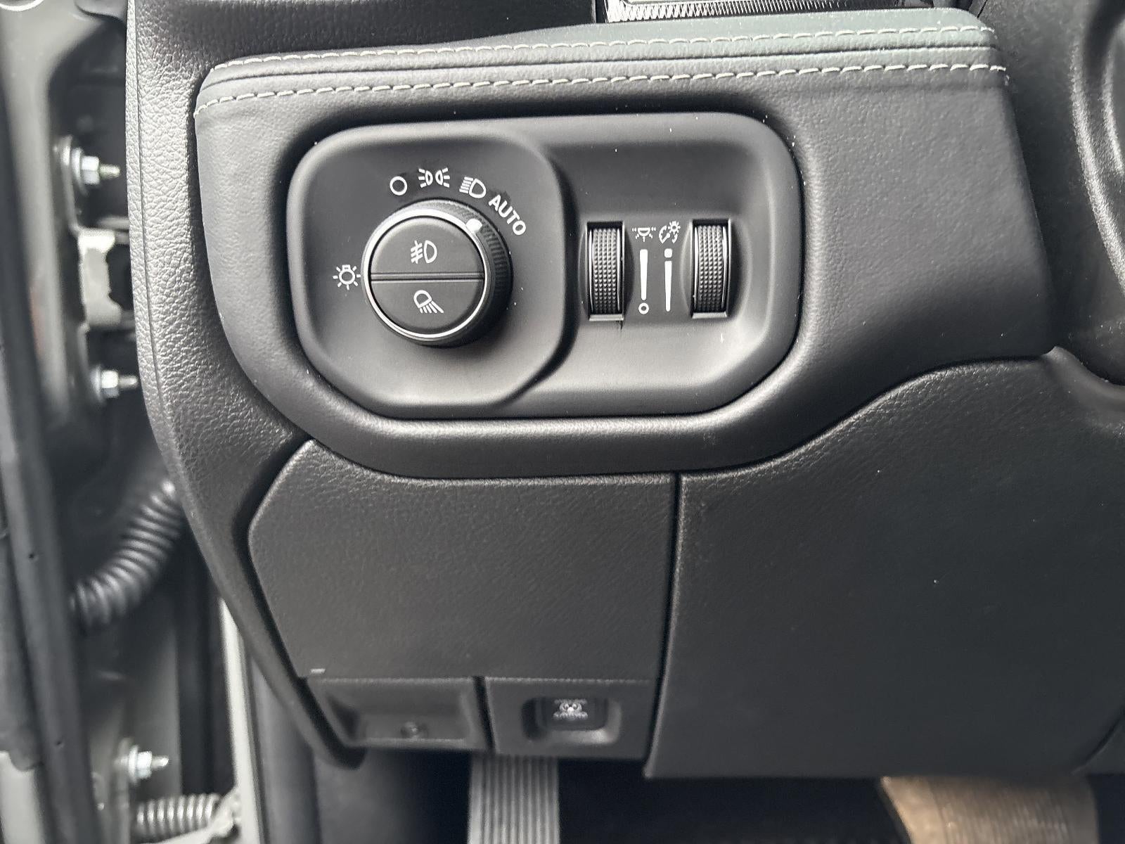 2026 RAM 2500 Power Wagon 4x4 Crew Cab 6'4" Box