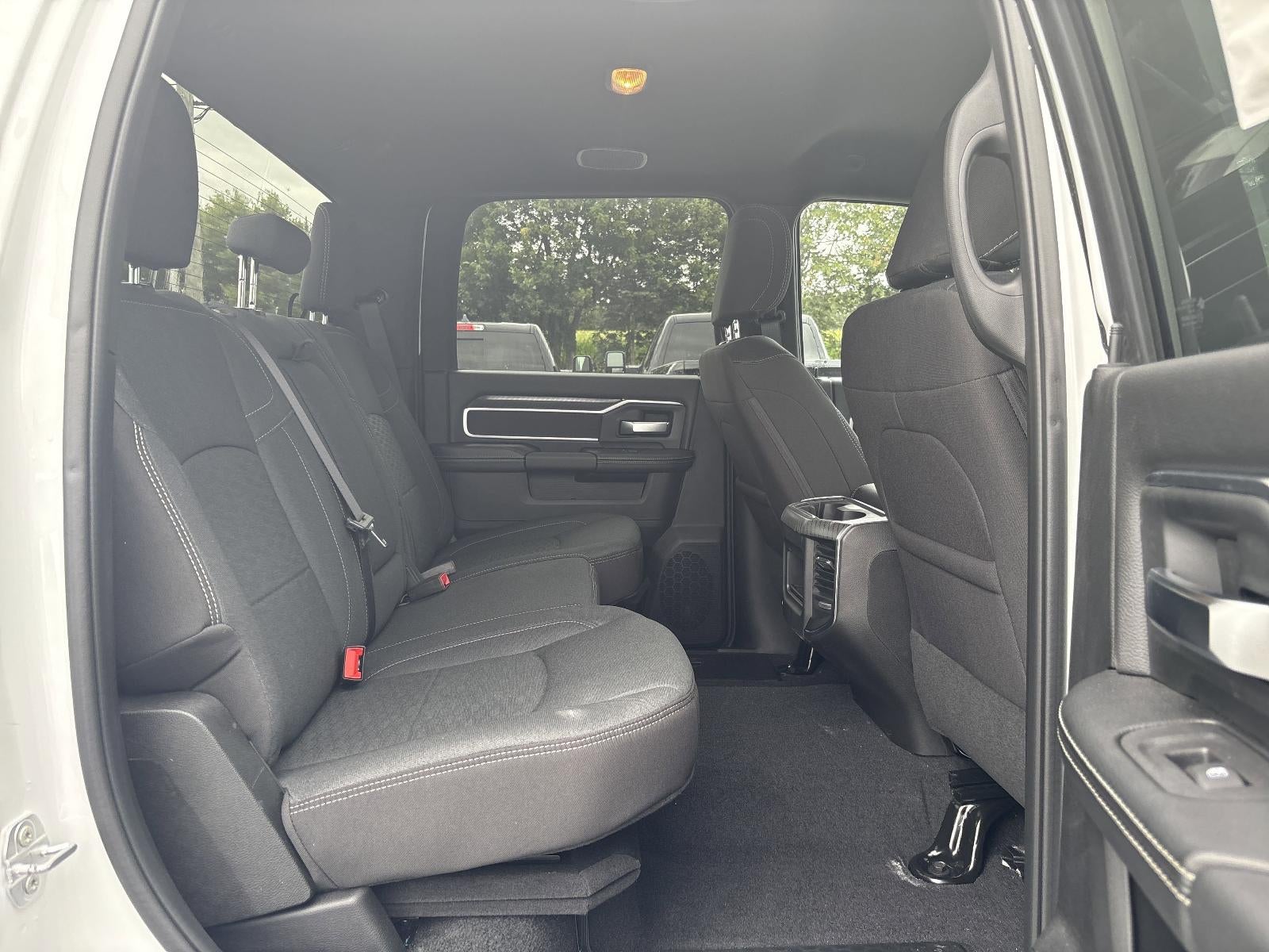 2025 RAM 2500 Big Horn 4x2 Crew Cab 6'4" Box